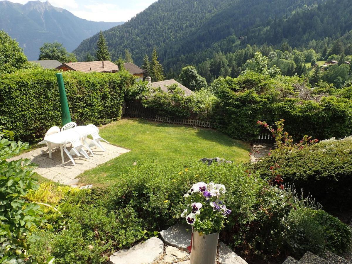 فيلا اوفرونازفي Chalet Le Muguet المظهر الخارجي الصورة
