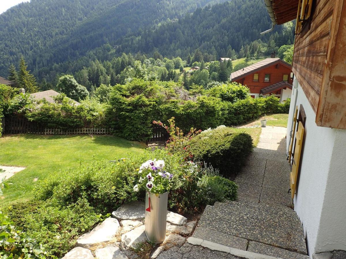 فيلا اوفرونازفي Chalet Le Muguet المظهر الخارجي الصورة